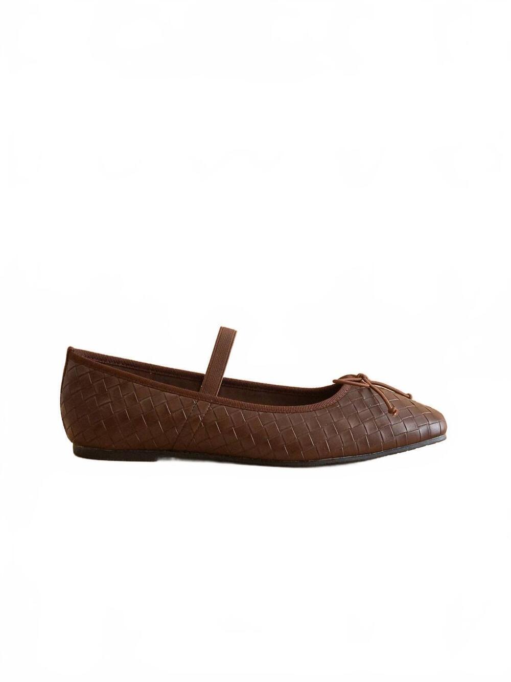 NEW OASIS SOCIETY women's logan woven ballet fall flat in coffee